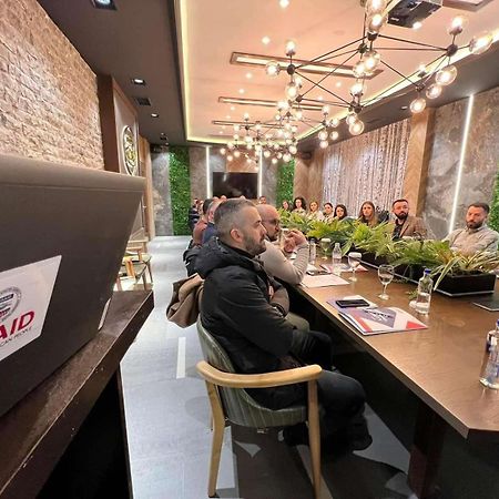 Hotel Ok Prizren Eksteriør billede
