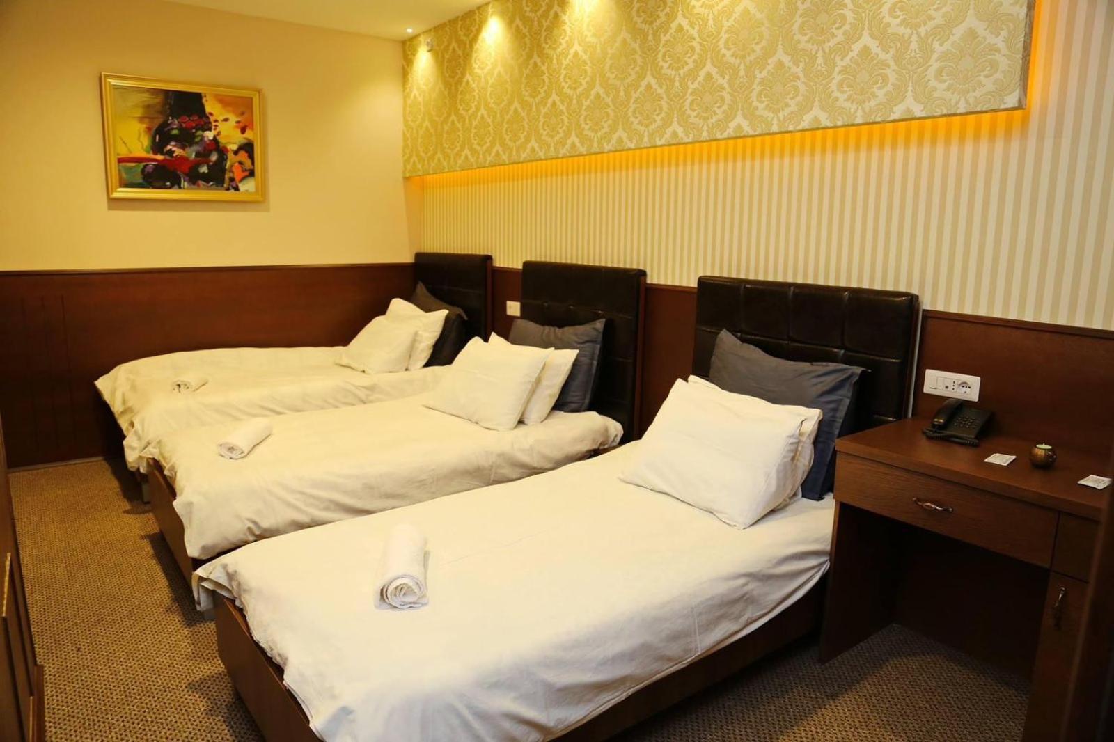Hotel Ok Prizren Eksteriør billede